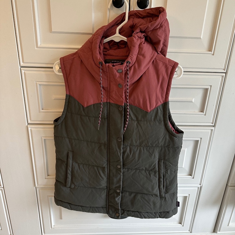 Patagonia Bivy Down Vest Forge Grey Pink Small